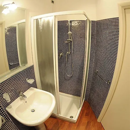 Santa Caterina 3* ברגמו